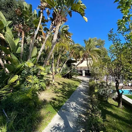 Pergolato Junior アパート