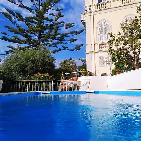 Pergolato Junior * サンレモ